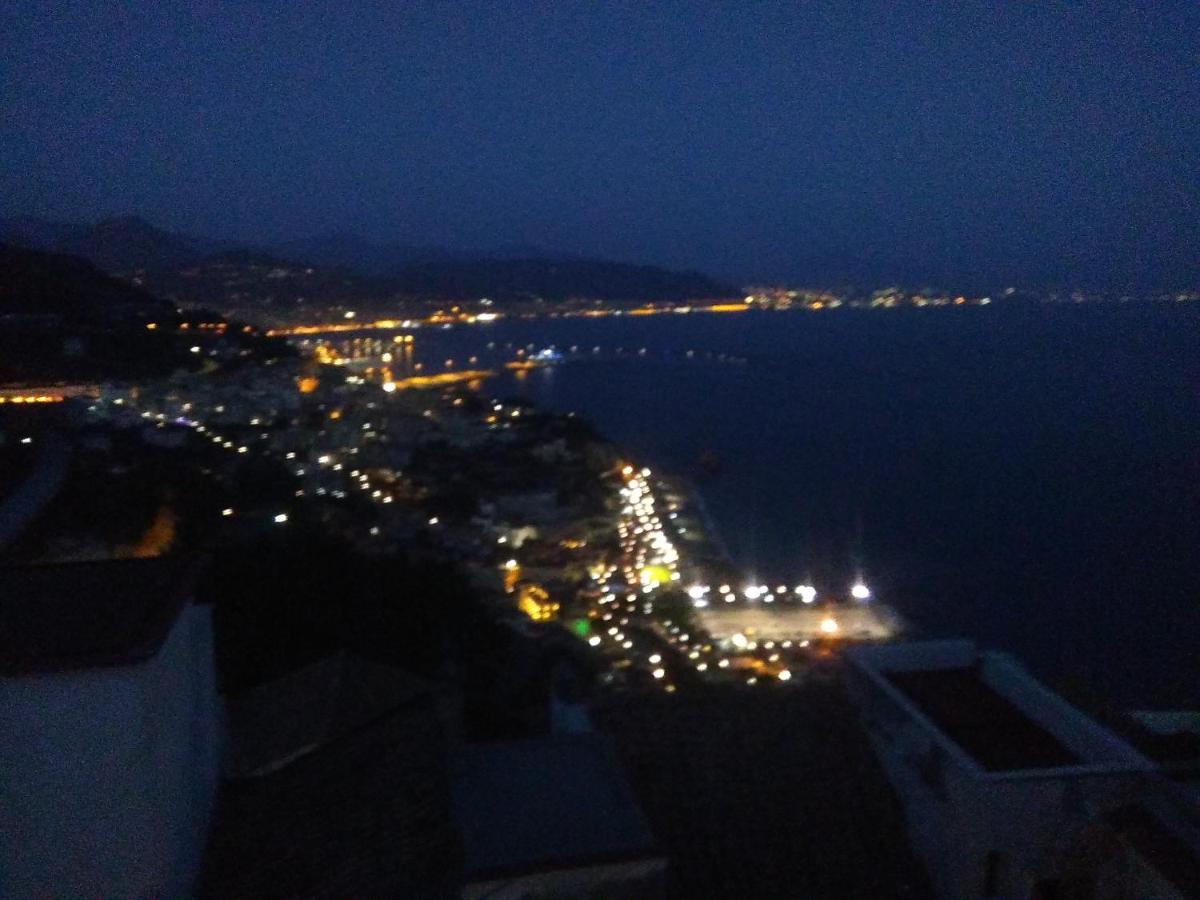 Villa L'Azzurro E Il Blu' à Vietri Extérieur photo